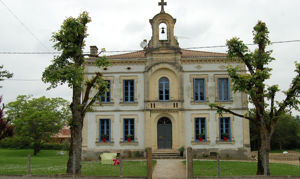 לינה וארוחת בוקר Bourgougnague La Vieille Ecole מראה חיצוני תמונה